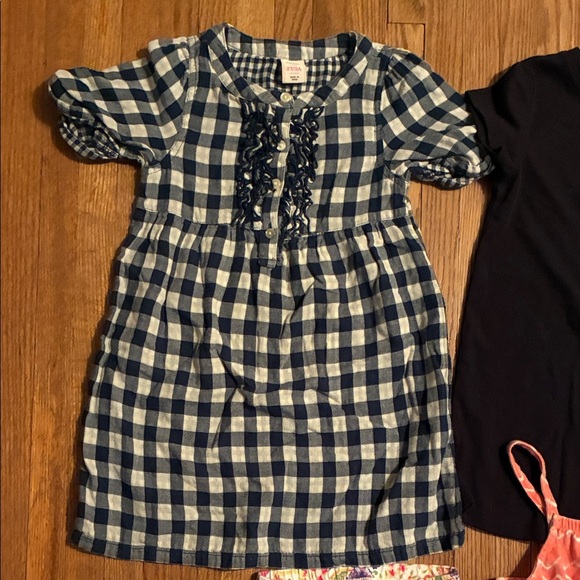 Assorted Kids Casual Clothes. 3 dresses, 1 romper, 1 legging and one tee - Picture 2 of 13